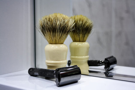 Safety razor and shaving brush