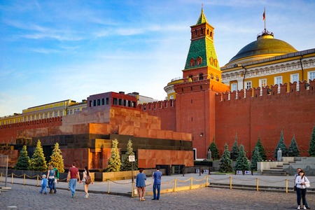 Moscow, Russia -June 2, 2015 Red square attraction for touristsのeditorial素材