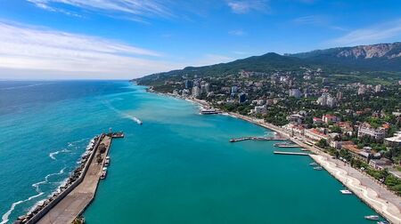 Yalta, Crimea-June 4, 2018: Aerial view of the urban landscape of Yalta on a Sunny day.のeditorial素材