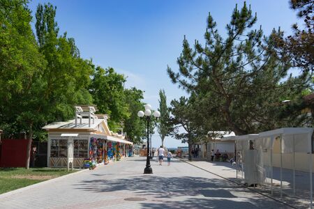 Evpatoria, Crimea-may 23, 2018 pedestrian street to the seaのeditorial素材