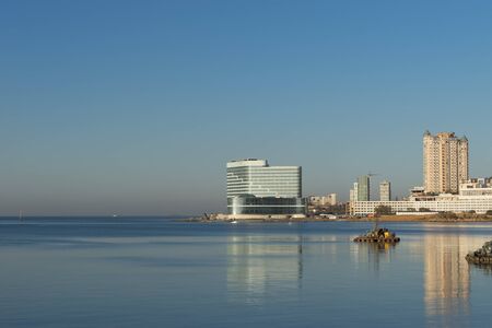 Vladivostok, Russia-November 3, 2018: Seascape with views of the coastline and the architecture of the city.のeditorial素材