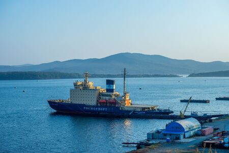 Vladivostok, Primorsky Krai-September 29, 2019: Seascape of the coastline with the ship.のeditorial素材