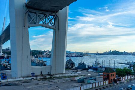 Vladivostok, Russia - August 11, 2018 Cityscape overlooking the Golden bridgeのeditorial素材