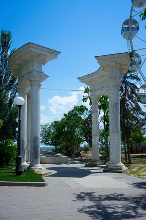 Evpatoria, Crimea - may 24, 2018: urban landscape with views of the architecture in the Park.のeditorial素材