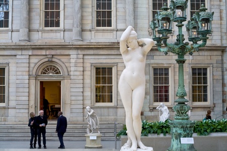 NEW YORK CITY - FEBRUARY 4: In the Metropolitan Museum of Art's (American Wing) - The Charles Engelhard Court  the American period building inside the museum, February 04, 2010 in New York, NY のeditorial素材