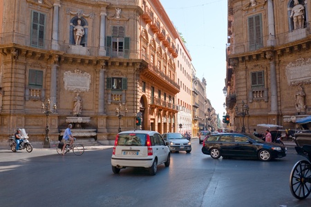 PALERMO, ITALY - JUNE 24: central square in town Quattro Canti, officially known as Piazza Vigliena, is a baroque square  on June 24, 2011 in Palermo, Sicilyのeditorial素材