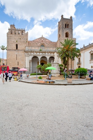 MONREALE, SICILY - JUNE,25: square of famous Duomo di Monreale - norman period cathedral in Monreale, Italy on June 25, 2011のeditorial素材