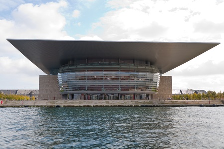 COPENHAGEN - SEPTEMBER, 10: Opera House. The Opera was donated to the Danish state by A.P. Moller (co-founder of company Mersk and Moller Foundation in August 2000)  in Copenhagen on September 10,2011のeditorial素材