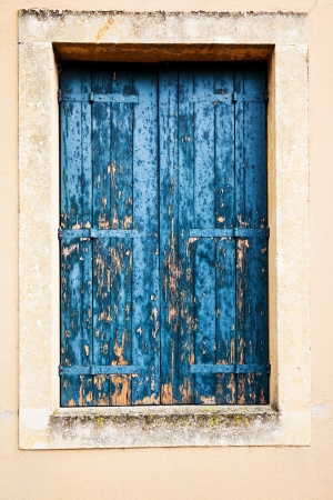 paint flakes wooden window shutterの写真素材
