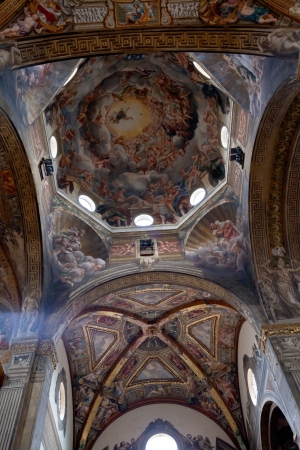 PARMA, ITALY - NOVEMBER 3: Duomo painted ceiling. Illusionististic cupola fresco of the Assumption by Antonio da Correggio, in Parma, Italy on November 3, 2012のeditorial素材