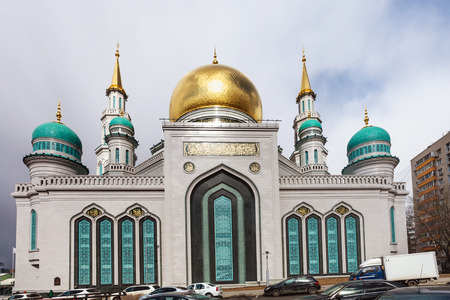 MOSCOW, RUSSIA - MARCH 20, 2016: exterior of Moscow Cathedral Mosque - main mosque of Moscow, Russia. The new building was officially inaugurated on 23 September 2015.のeditorial素材