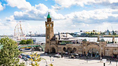 HAMBURG, GERMANY - SEPTEMBER 15, 2017: view of St Pauli Landungsbrucken (Landing Bridges) landing place in Port of Hamburg between the lower harbour and Fischmarkt (Fish Market) on Elbe riverのeditorial素材