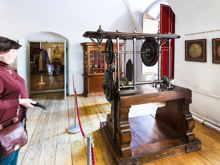 SAINT PETERSBURG, RUSSIA - MARCH 18, 2018: visitor in workshop in Menshikov Palace on Universitetskaya Embankment of Vasilievsky Island in St Petersburg. It was the first stone building in the townのeditorial素材