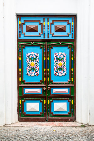 Batumi, Georgia - September 16, 2023: ornamental door of Orta Jame mosque in Batumi city on autumn day. Batumi Central Mosque was built in 1886のeditorial素材