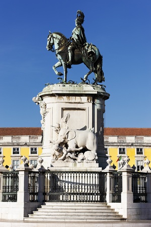 the statue on commerce square in Lisbon, Portugalの写真素材