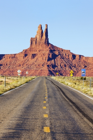 Long road to Monument Valley, USAの写真素材