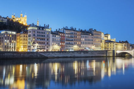 View of Lyon with Saone river at night, France.のeditorial素材