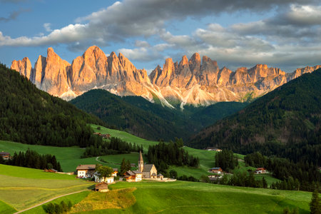 Famous Dolomites mountains, Italy, Europeの写真素材