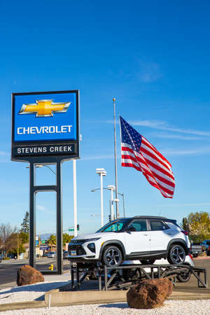 Santa Clara, CA, USA - January 14, 2021: Chevrolet dealership and service. American automobile division of General Motors Companyのeditorial素材