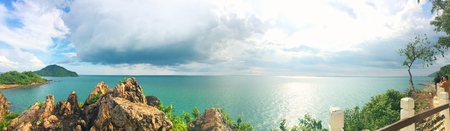 Cliff in front of the sea with landscape panorama style - Noen-nangphaya view pointの写真素材