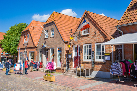 Typical brick houses and shops in the Old Town of Heiligenhafen on the Baltic Seaのeditorial素材