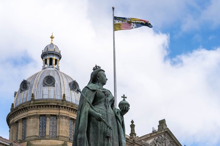 Birmingham, UK, October 3rd, 2017 : Statue of Queen Victoria in Birmingham,UK, Birmingham city council in the backgroundのeditorial素材