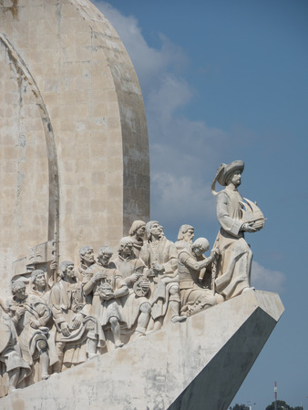 monumentのeditorial素材