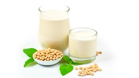 Soy milk in glass isolated on white background. Generative AIの素材