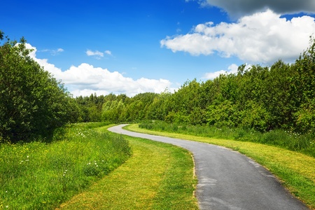 Winding alley