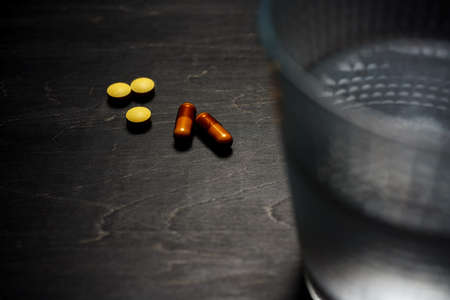 Close up tablet and capsules supplement