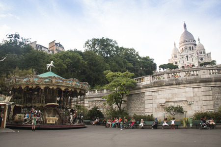 PARIS, FRANCE - SEPTEMBER 2016: View of the Sacre Coeur church on top of Montmartre in Paris in Franceのeditorial素材