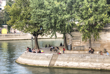 PARIS, FRANCE SEPTEMBER 2016: The corner of Ile de la cite in Paris in Franceのeditorial素材
