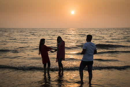 COX'S BAZAR, BANGLADESH - FEBRUARY 2017: People on the longest beach in the world in Cox's Bazar in Bangladeshのeditorial素材