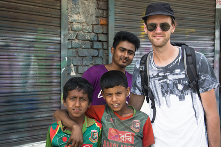 KHULNA, BANGLADESH - FEBRUARY 2017: People in the street of Khulna at the edge of the Sundarbans in Bangladeshのeditorial素材