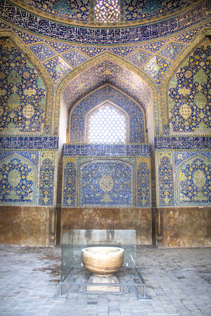 Beautiful decoration inside the Shah mosque or Imam (Emam) mosque on Naqsh-Jahan square in the centre of Isfahan in Iranのeditorial素材