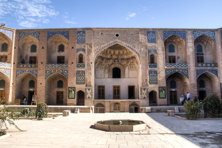 KERMAN, IRAN  NOVEMBER 2017: An ancient Iranian caravanserai (caravan serai) in the bazar in the center of the desert city Kerman in Iranのeditorial素材