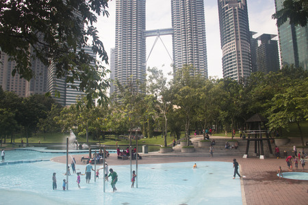 KUALA LUMPUR, SRI LANKA - DECEMBER 2017: The KLCC towers or otherwise named the Petronas Twin Towers in Kuala Lumpur, the capital of Malaysiaのeditorial素材