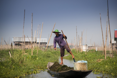 INLE LAKE, MYANMAR - MARCH 2018: Typical fishermen on Inle Lake, one of the top tourist attractions of Myanmarのeditorial素材