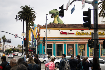LOS ANGELES, USA â APRIL 2018: Street view on Hollywood Boulevard in downtown Los Angeles, USAのeditorial素材