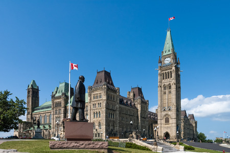 Canadian Parliament, Wellington St, Ottawa, ON, Canadaのeditorial素材