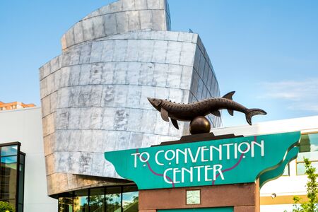 MINNEAPOLIS, USA, - AUGUST, 11, 2019: The sign for tThe Convention Centre, Minneapolis, Minnesota, USA.のeditorial素材