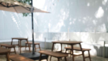 Blur or defocus white color coffee shop cafe or restaurant modern and minimal style interior with japan style. Emphy shop. use for backgroundの写真素材