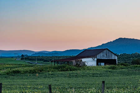 Adams Couty Farmland at Sunset, Pennsylvania, USAの写真素材