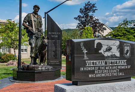 Vietnam and Korean War Memorials, Bedford, Pennsylvania, USAのeditorial素材