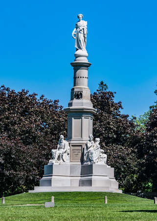 Summer At The Soldiers National Monument, Gettysburg National Cemetery, Gettysburg, Pennsylvania, USAのeditorial素材