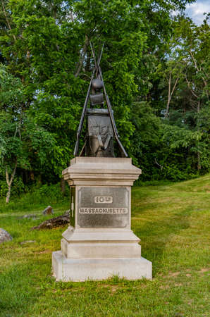 Monument to the 10th Massachusetts Volunteer Infantry Regiment, Gettysburg National Military Park, Pennsylvania, USAのeditorial素材