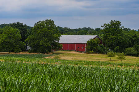 A Civil War Barnon a Cloudy Summer Day, Gettysburg National Military Park, Pennsylvania USAのeditorial素材