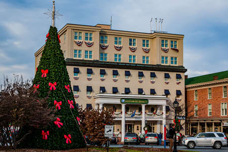 Photo of The Gettysburg Hotel During The Holiday Season, Gettysburg, Pennsylvania USAのeditorial素材