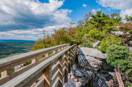 The Bridge to the Summit, Big Schloss Mountain Virginia USAの写真素材