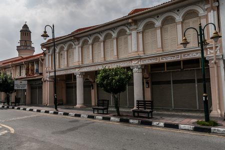 Lebuh Aceh Mosque (Acheen St Mosque) is a 19th-century mosque built by the Acehnese situated on Acheen Street, George Town, Penang, Malaysia.のeditorial素材